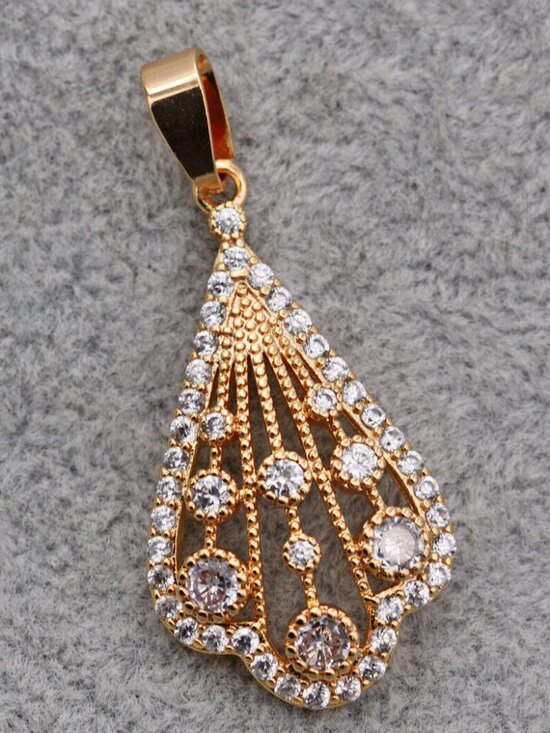 Jewelry - 18K Yellow Gold Filled Filigree Teardrop White Diamond Zircon Necklace Pendant